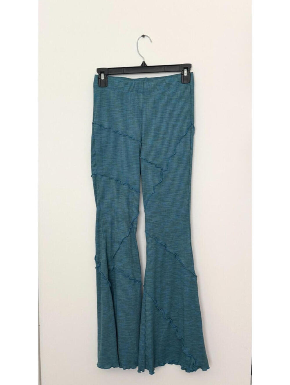 Women's Blue Wild Fable Flare Leggings Size XS
